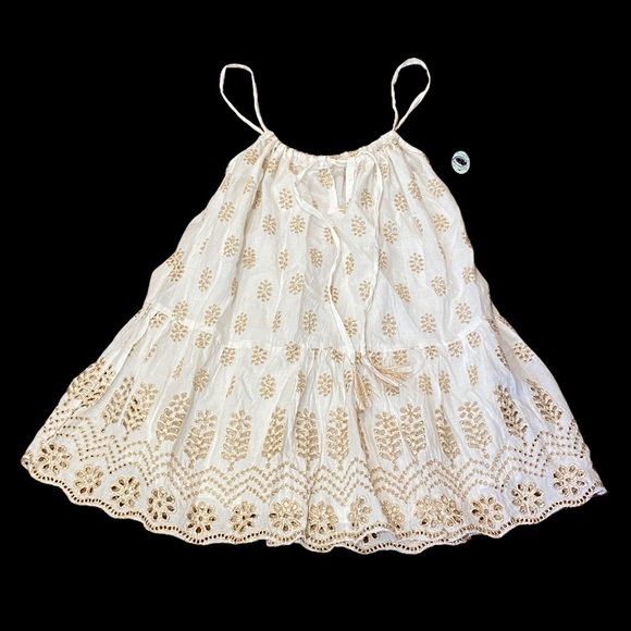 Sur La Plage Tops - SUR LA PLAGE**White/Gold Flowy Top**One Size $160